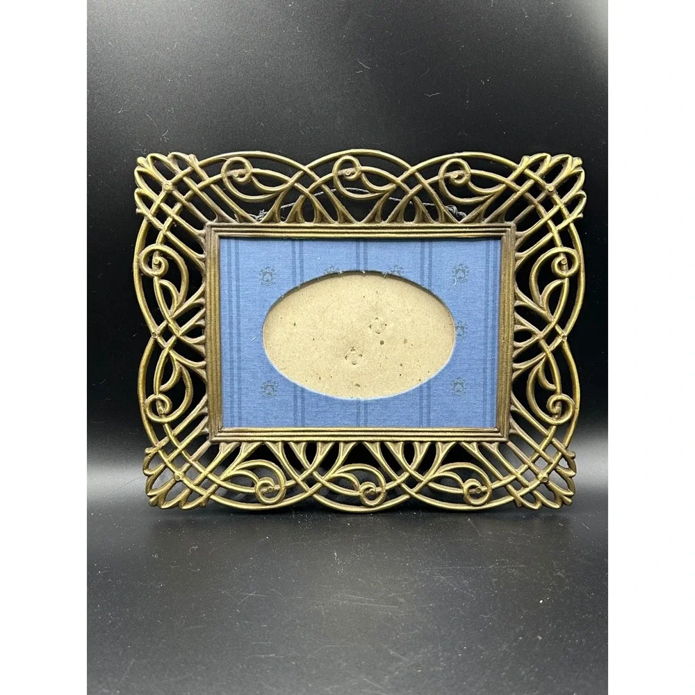 Vintage Ornate Brass Metal Scrollwork Picture Frame with Oval Blue Matte 8x9.5